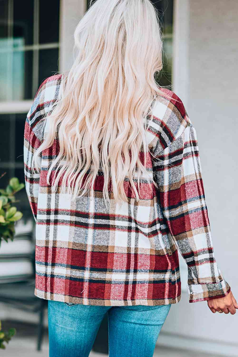 Classic Plaid Button Front Shirt Jacket with Breast Pockets Casual & Minimalist Outerwear