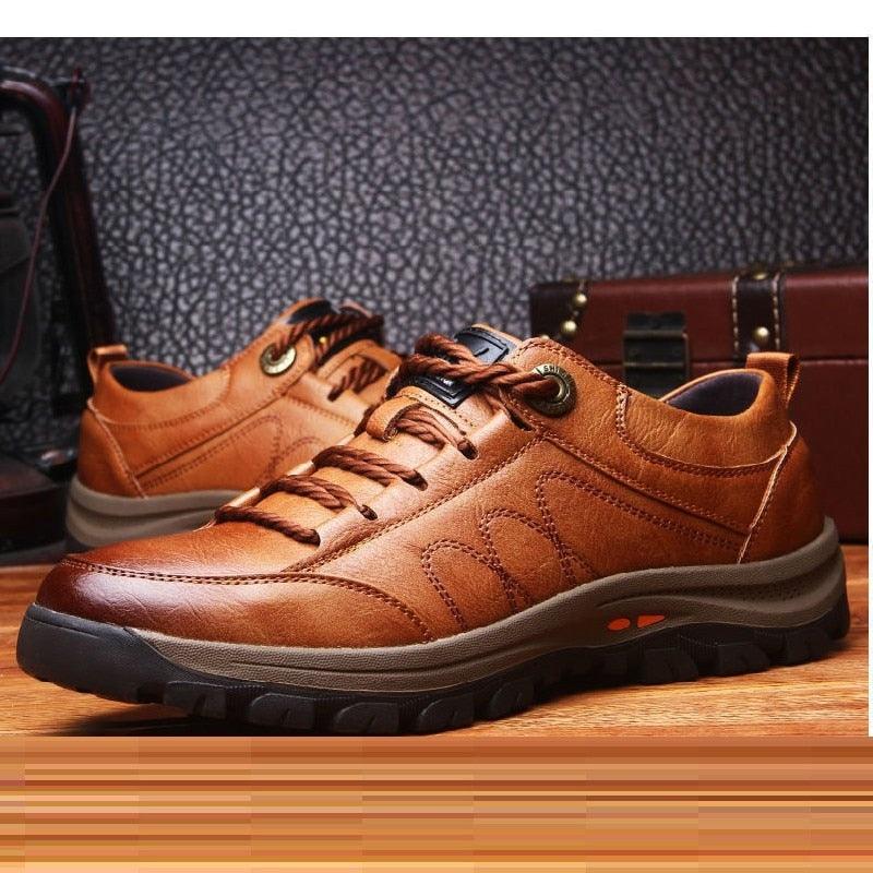 Elegant Black Leather Mens Business Boots Platform Winter Sneakers Without Lace Safety Shoe Quick-Drying Tactical Shoe Comfortable Sneaker Hiker Lightweight Ankle Motorcycle Mountain Running Short Boot