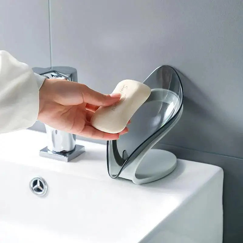 Leaf Shape Soap Box Creative Drain Soap Holder Bathroom Soap Holder Free Perforated Soap Dish For Bathroom Suction Cup Soap Dish Soap Dish with Draining Tray Soap Holder Saver for Shower Bathroom Keep Soap Bars Dry Clean