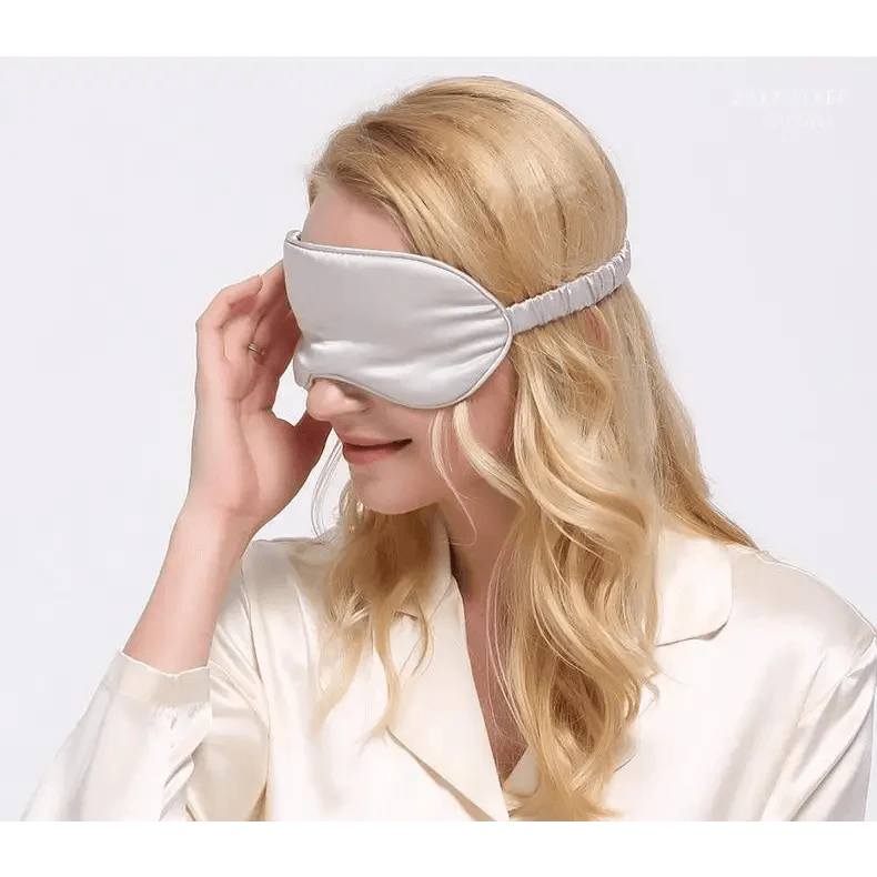 Super Smooth  Mulberry Silk Sleep Eye Mask & Blindfold With Elastic Strap Travel Eye Patch Soft Nap Eye Patch  Eye Cover Eyeshade for Night Sleeping Mask For Women